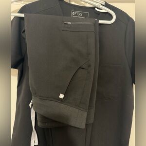 Figs scrub top and pants set